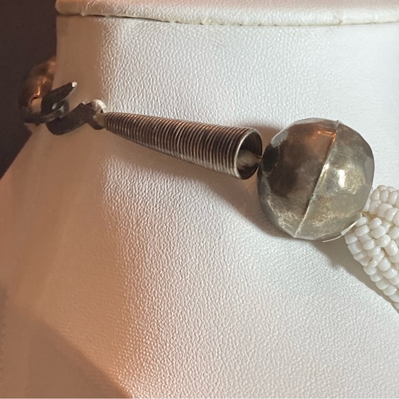 Vintage Multi Strand White Seed Bead Necklace Hammered Silver Pendant Boho - Picture 9 of 11